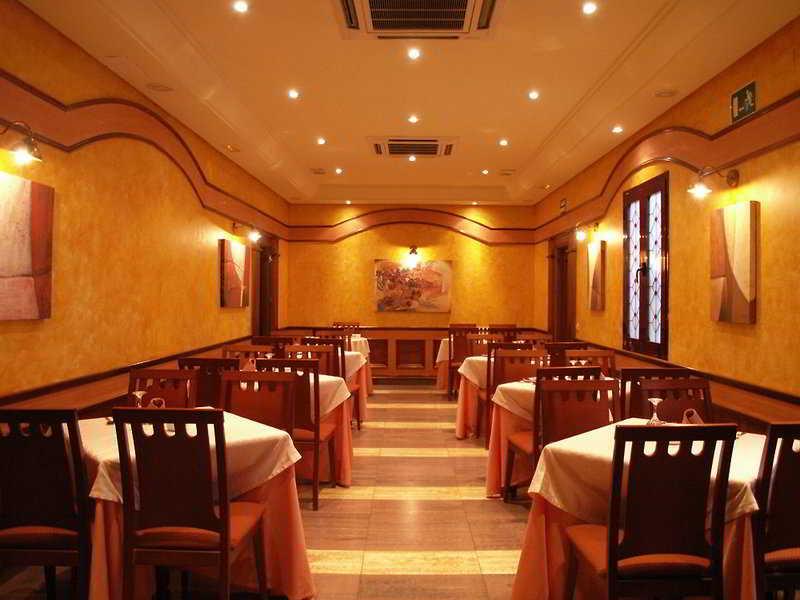 Hotel Victoria Λινάρες Εξωτερικό φωτογραφία